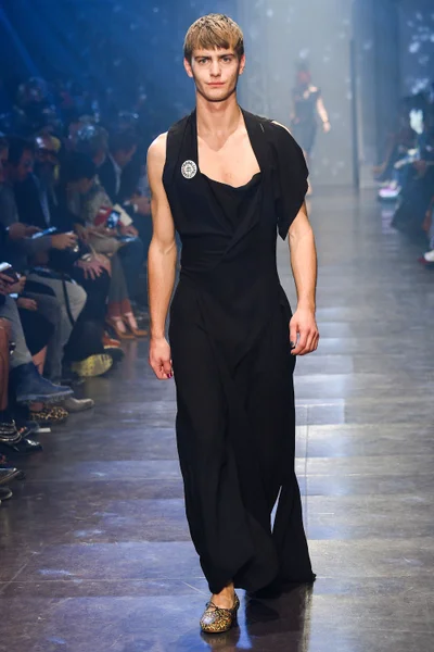 Look 40